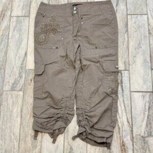 NEW INC International Concepts women's size 4 gray cargo capri pants